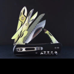 Boker Plus Tech Tool 4 -Outdoor Utility Shop 01BO806det7 44504.1594824473