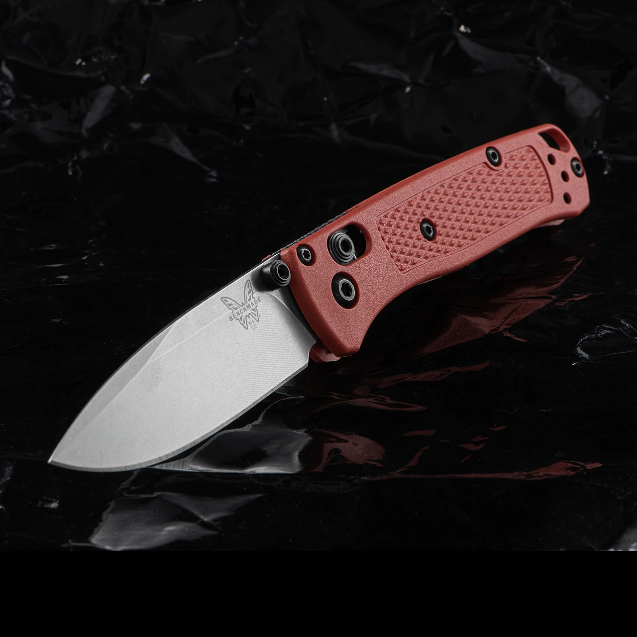 Benchmade 533-04 Mini Bugout Mesa Red Folding Knife 7 Benchmade 533-04 Mini Bugout Mesa Red Folding Knife - Image 5
