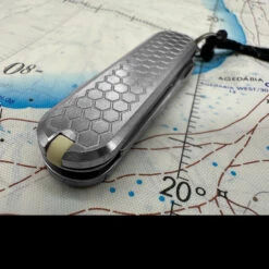 Maratac Victorinox Classic Scales Honeycomb -Outdoor Utility Shop MAR102.3 94627.1695998662.1280.1280 31910.1696333030