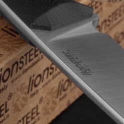 Lion Steel Bushcraft B35 Black G10 -Outdoor Utility Shop ccm ls b35gbkdet4 95267.1587424382