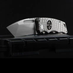 Midgards-Messer Shield Sights Folding Knife -Outdoor Utility Shop shieldsightsdet4 44921.1687854036