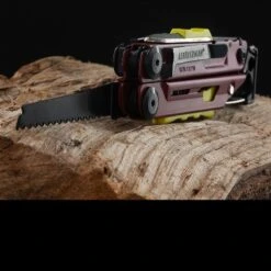 Leatherman Signal Black Red -Outdoor Utility Shop wit lt700rddet2 42185.1587418812